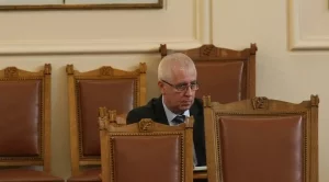 Искат оставката на още един здравен шеф 