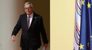 Юнкер отново предупреди за рисковете на Brexit без сделка