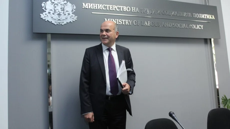 Социалният министър успокоява: Пенсии ще има и след 20 г. 