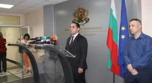 Караниколов: Трябва да си помагаме за отстраняването на корупцията
