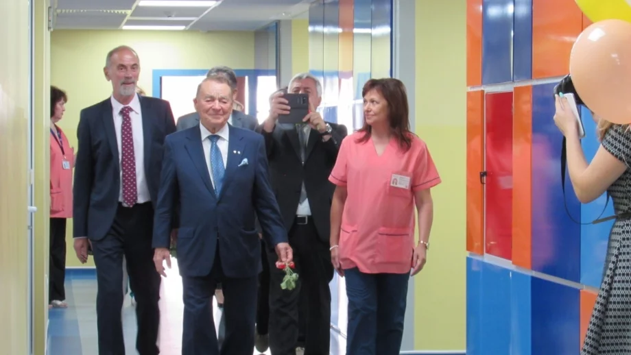 Кръщават болницата в Русе на милиардера Игнат Канев 