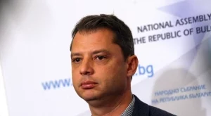 Добрев: Вероятно ще подкрепим спорния текст в Закона за енергетиката