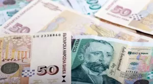 Пандемията вдигна средния осигурителен доход със 130 лева