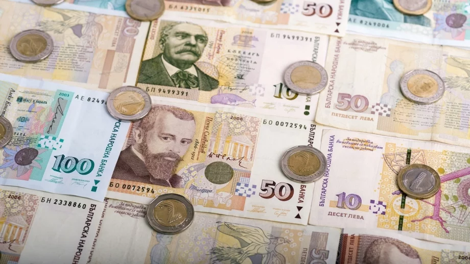 При източване на сметки от вътрешен човек банката трябва да възстанови парите