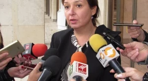 Държавата осигурява лични асистенти за 50 000 души