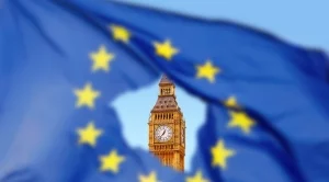 Великобритания губи 75 000 работни места във финансовия сектор след Brexit