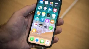 Как да възстановите изтрити контакти в iPhone 