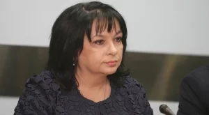 Петкова: Няма основания за поскъпване на тока