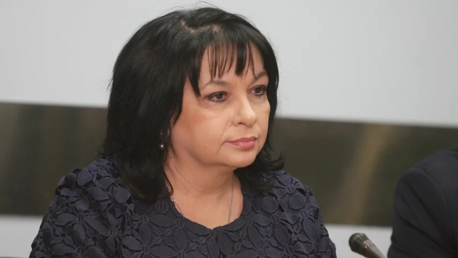 Петкова: Няма основания за поскъпване на тока