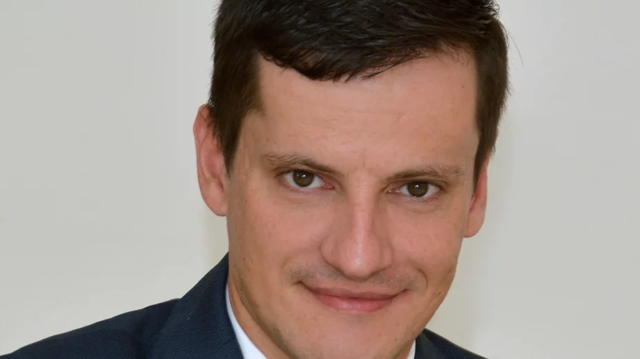 Бойко Манев пред Expert.bg: Служителите вече не търсят работа за цял живот на едно място