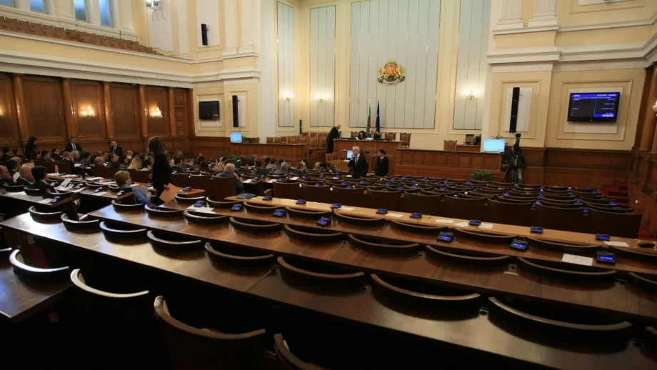 Депутатите отхвърлиха предложенията на БСП за двойния стандарт на храните