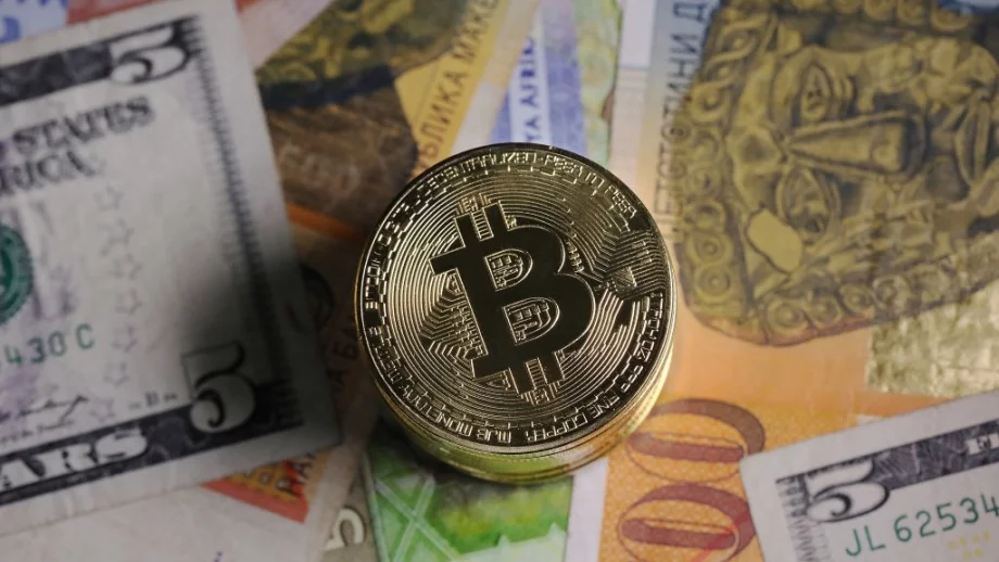 Bitcoin расте устремно, очаква се нов връх до края на 2020 г.