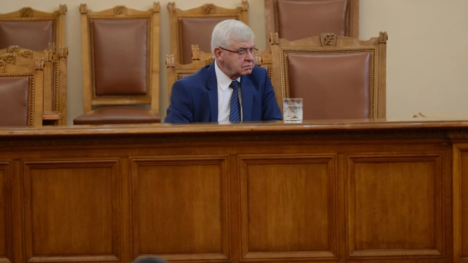 Ананиев: Няма напрежение при здравноосигурителните плащания 