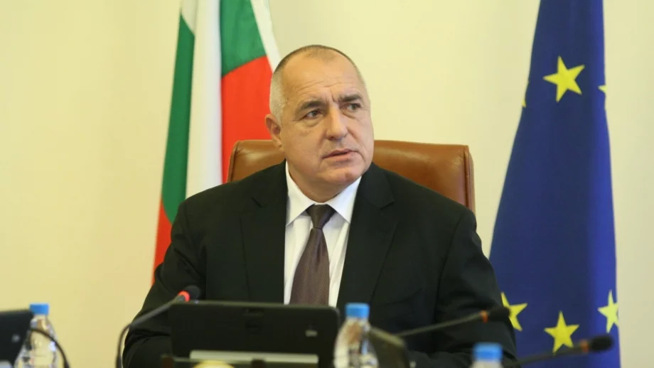 Борисов посъветвал Петкова да хвърли оставка 