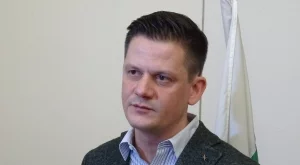 Доставчици на телекомуникационни услуги ограничават правата на потребителите