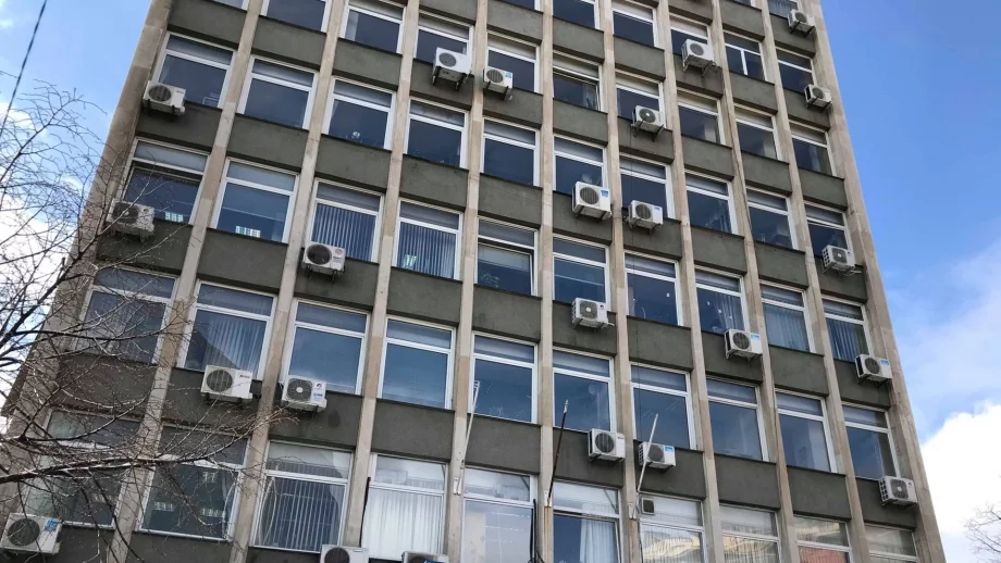 Бивш министър за обявите за държавна служба с 500 лв. заплата: Може да е тактика