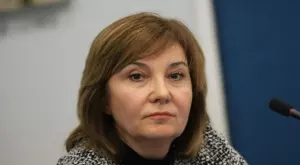 Вдигнаха на 6000 лв. заплатата на шефката на НАП