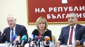 Бизнесът: България не може да си позволи толкова дълго майчинство
