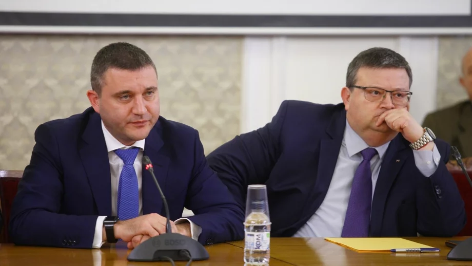 Нямаме основание за крайна позиция спрямо Валери Симеонов, заяви Горанов