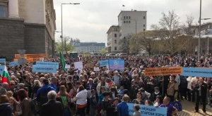 Организациите на хора с увреждания отново заплашиха с протест 