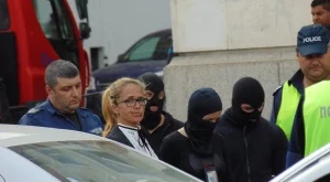 Защитници на Иванчева разказаха за имотни измами в "Младост"