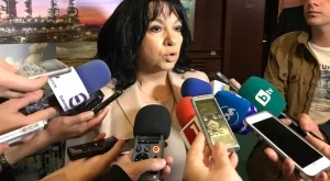 Петкова: Няма как да се закрият американските централи