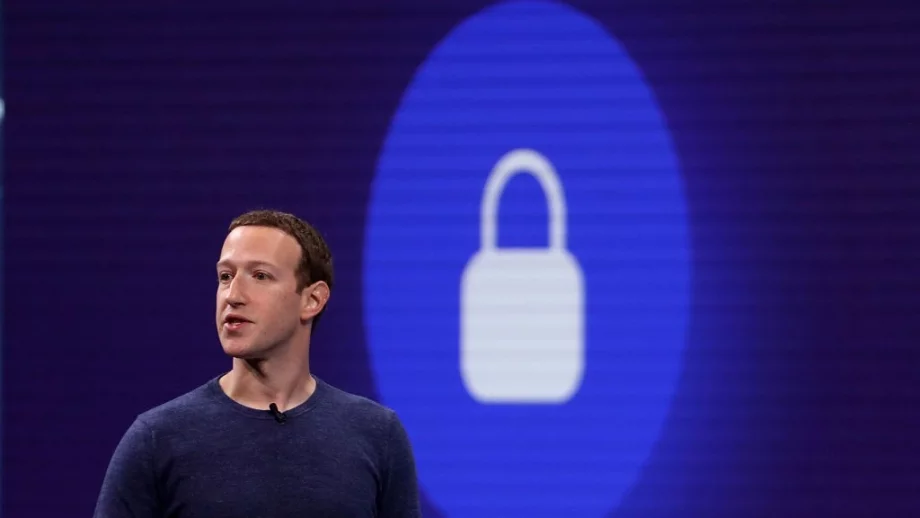 Facebook продавала данни на потребители на поне 60 технологични компании 
