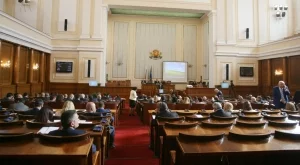 Партиите в НС имат 5 дни да предложат кандидати за шеф на Здравната каса