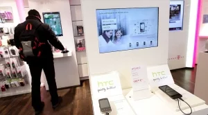 HTC съкращава една четвърт от служителите си 