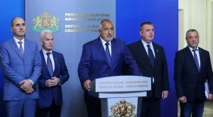 Сидеров и Симеонов се сдобриха поне на думи, Борисов уверява, че коалицията е стабилна