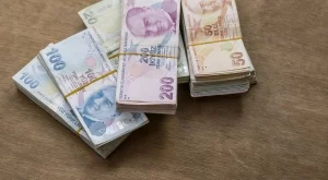 Сривът на лирата сви българския износ за Турция 