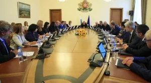 Правителството ще похарчи 2 млрд. лева само за 2 месеца