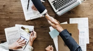 Бизнес климатът се влошава заради несигурността и недостига на работна ръка