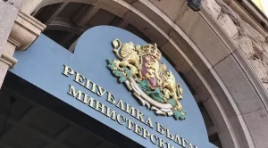 Стартовата заплата на медицинските сестри ще стане 950 лева