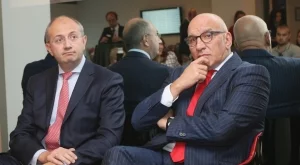 Сагата с апартаментите продължава - и Хампарцумян с имот на по-ниска цена