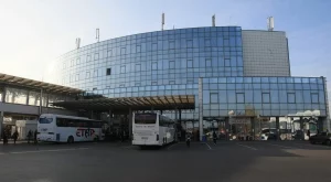 Билетите за автобус ще поскъпнат най-много с 1,30 лв. заради тол системата