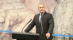 От "Воля" обмислят да предложат Румен Радев или Мая Манолова за кмет на София