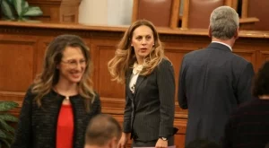 Приеха оставката на Валери Симеонов, сменя го Марияна Николова
