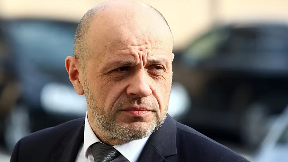 Дончев: Не може да се гарантира, че от 100 000 членове никой не кривва