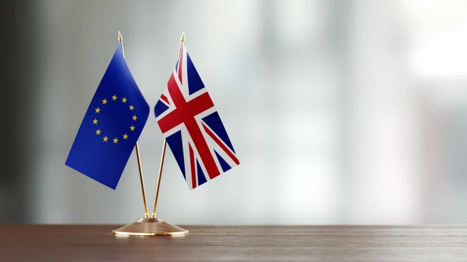 Лондон ще поиска кратко отлагане на Brexit