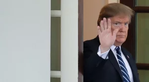 За първи път одобрението за Тръмп надхвърли 45%