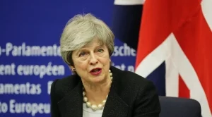 Тереза Мей ще иска отлагане на Brexit