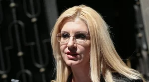 Десислава Ахладова временно ще бъде министър на правосъдието