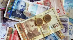 Вместо за инвестиции държавата харчи за заплати, пенсии и помощи