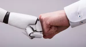 Анти-COVID отряд от роботи се труди във фабрики и болници в Япония