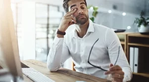 8 упражнения за очи за хора, които работят пред компютър