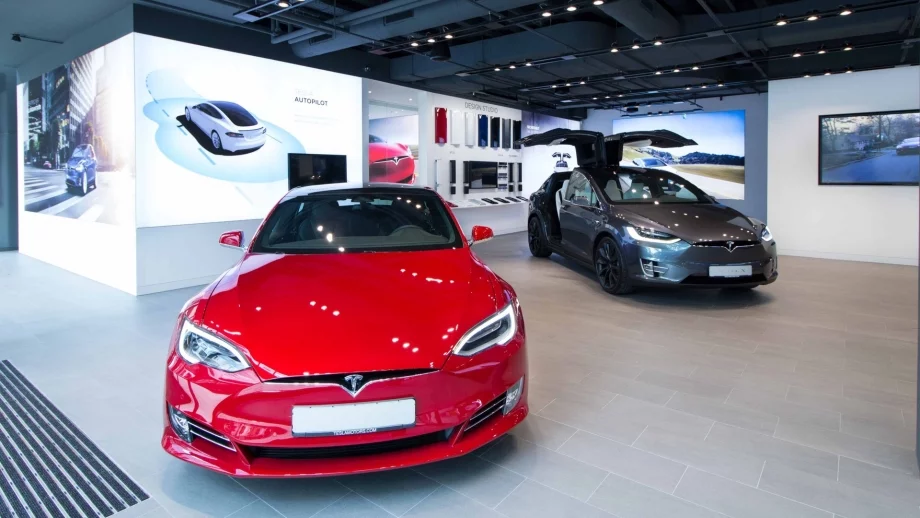 Tesla идва в Сърбия и Хърватия. А в България?