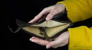 Парадокс: Заплатите в Русия растат, а хората са все по-бедни