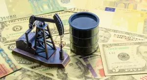 Намеренията за ембарго вдигнаха още цените на нефта