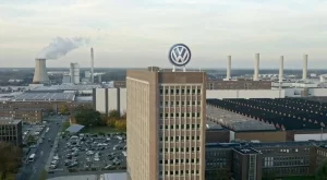 Volkswagen пак отложи решението за мястото на завода